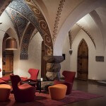 GLO_Hotel_Art_Lobby_005
